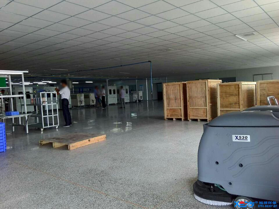 旭潔洗地機(jī)在手，工業(yè)廠房地面清潔